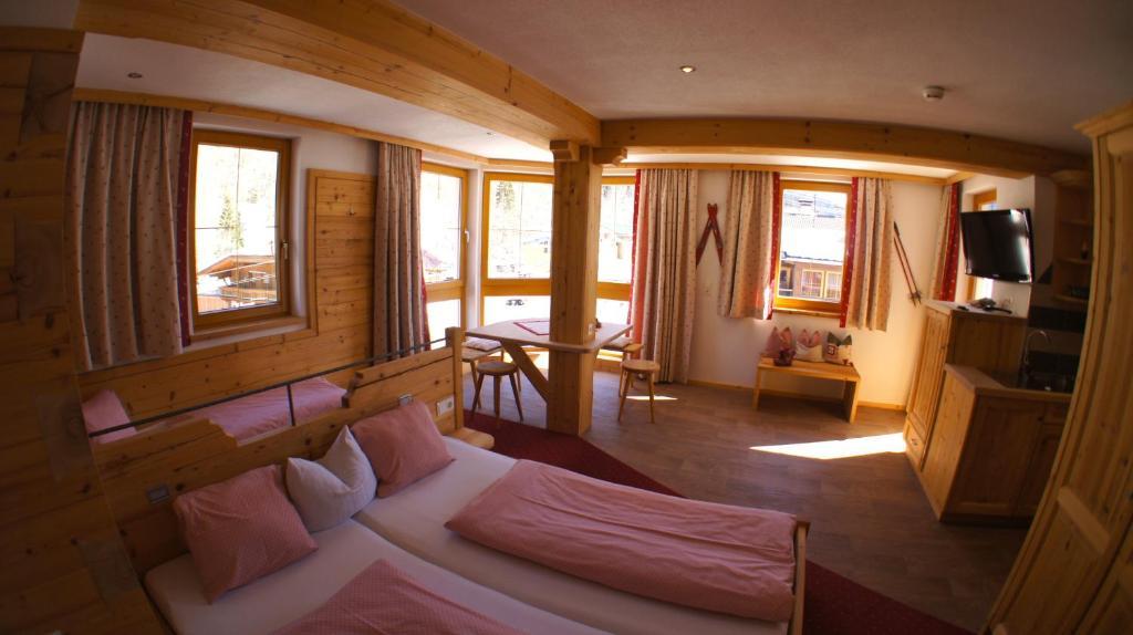 Hotel Schweizerhof Oberau Habitación foto